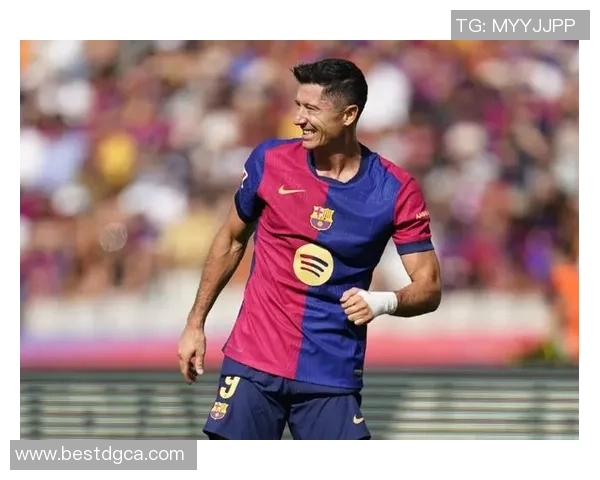 莱万的足球传奇之路：从天才少年到世界顶级前锋的蜕变与辉煌